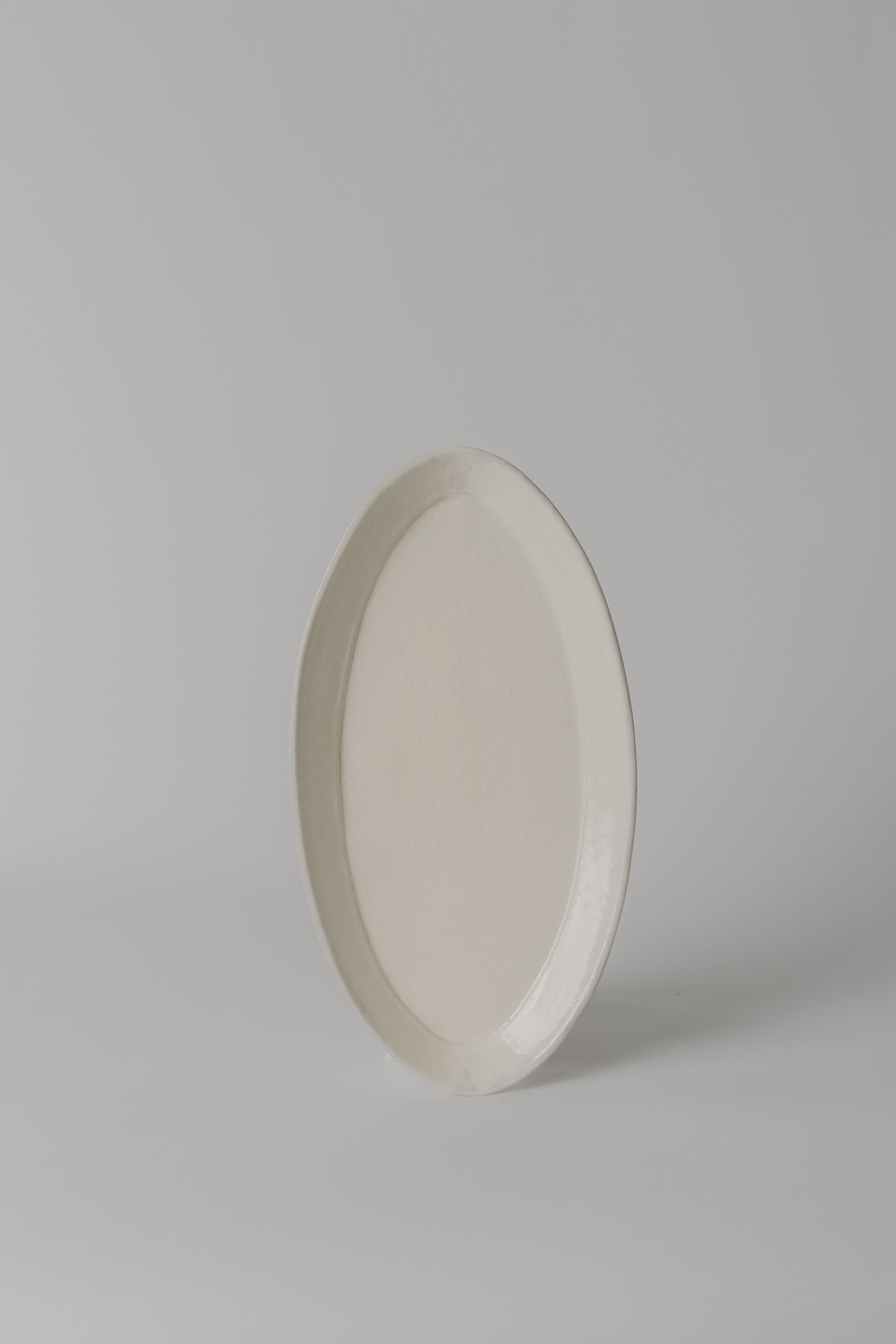 Large Oval Platter by Simone Bodmer-Turner Large Oval Platter by Simone Bodmer-Turner
