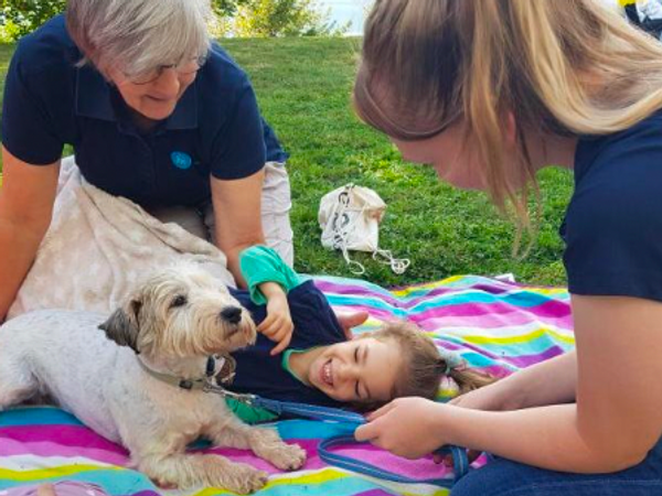 "Ich bin dankbar, dass wir einen Lichtblick schenken können" ZugerWoche 2023