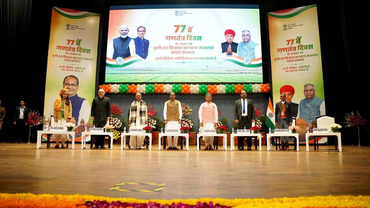गणतंत्र दिवस पर आईसीएआर में किसानों से मिले कृषि मंत्री, MSP से लेकर निर्यात तक पर जोर