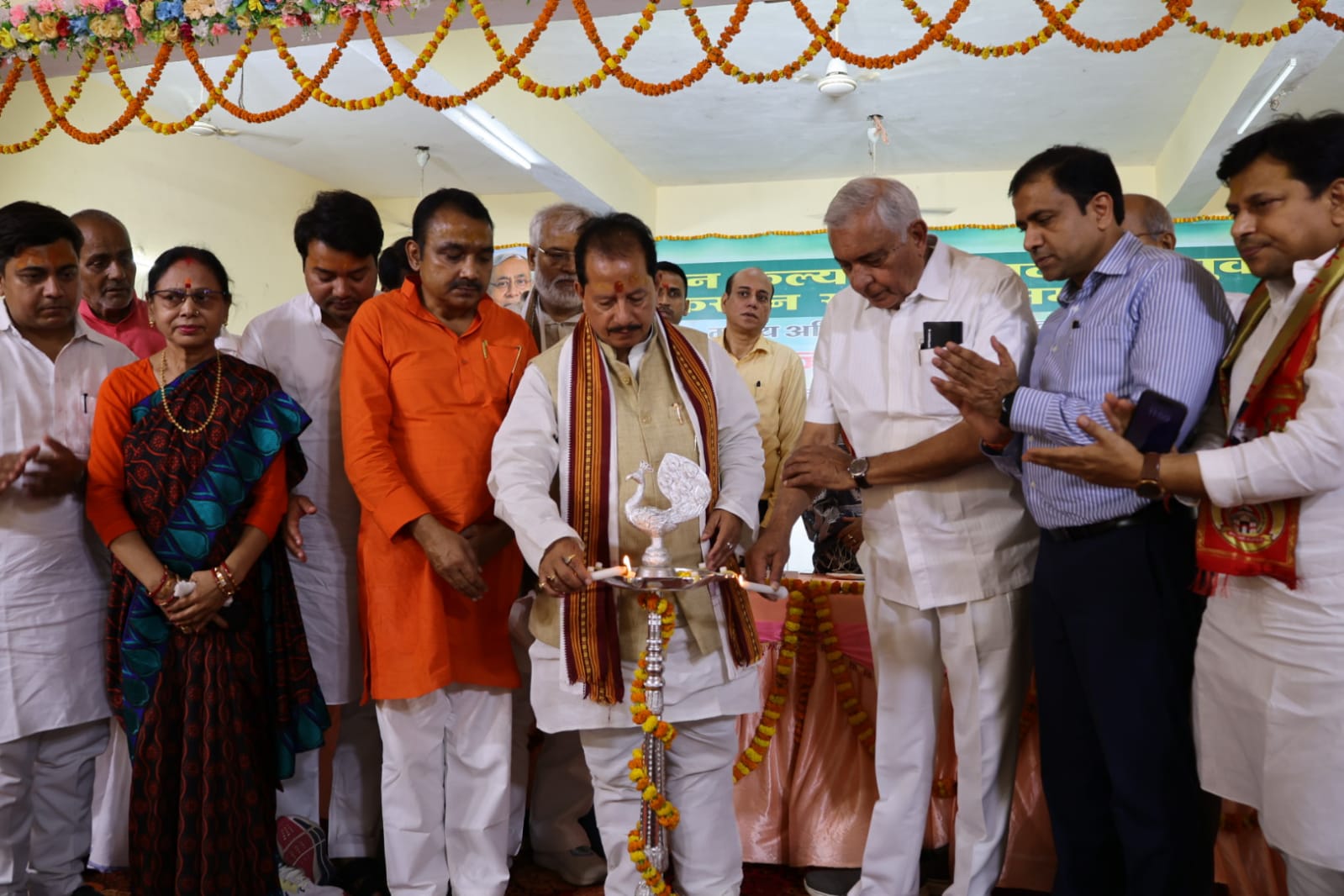कृषि मंत्री ने सीतामढ़ी में बीज प्रसंस्करण इकाई और गोदाम का किया उद्घाटन, किसान कल्याण संवाद की भी शुरुआत की