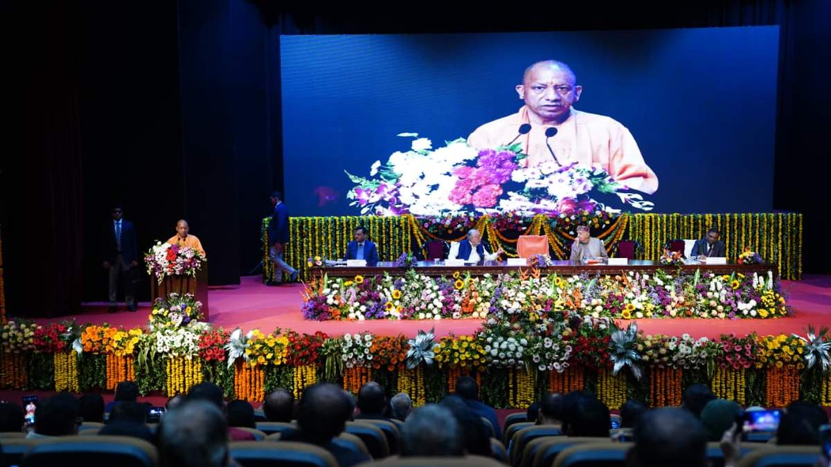 1 ट्रिलियन डॉलर अर्थव्यवस्था की दिशा में यूपी को ₹9.14 लाख करोड़ का क्रेडिट रोडमैप