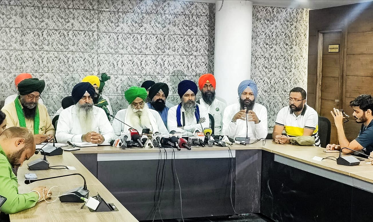 संयुक्त किसान मोर्चा ने 14 फसलों में MSP की बढ़ोतरी को बताया नाकाफ़ी, कहा बिना MSP क़ानून किसानों का फ़ायदा नहीं