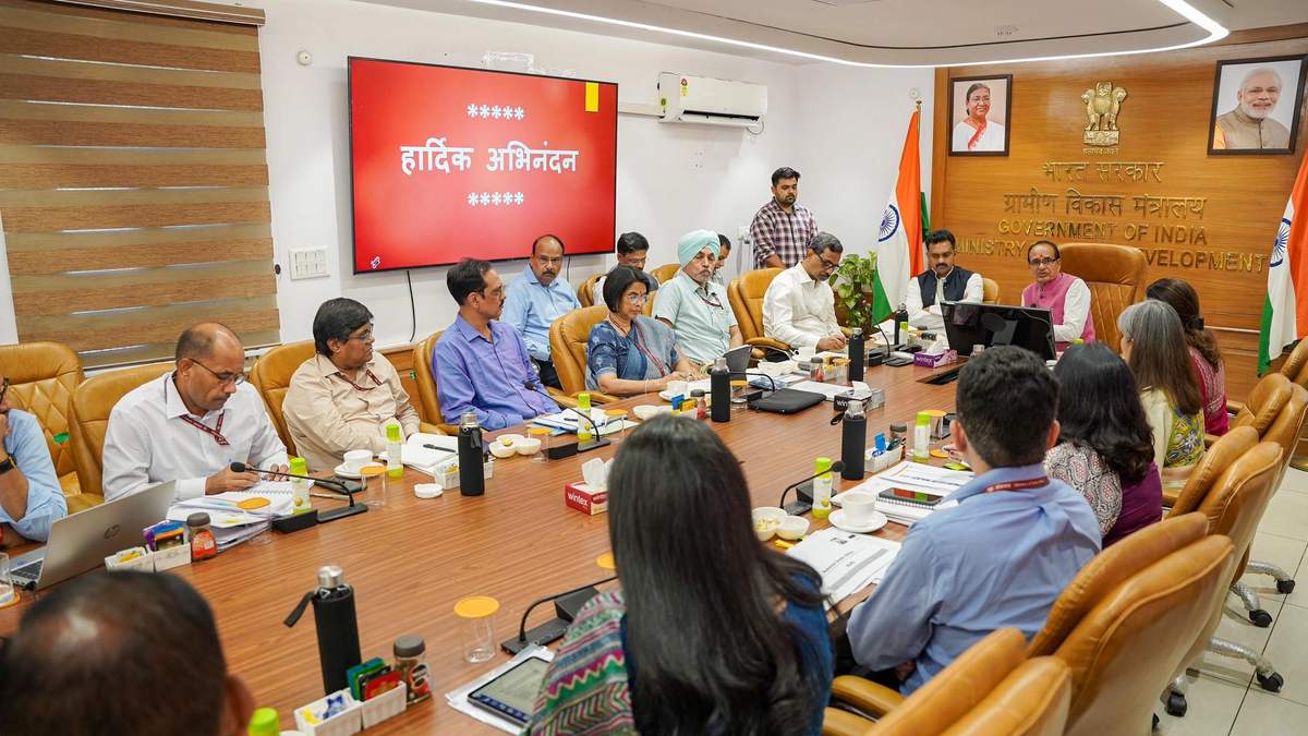 पद संभालते ही 100 दिन की योजना तैयार, किसानों के लिए कई ऐलान कर सकते हैं कृषि मंत्री शिवराज सिंह