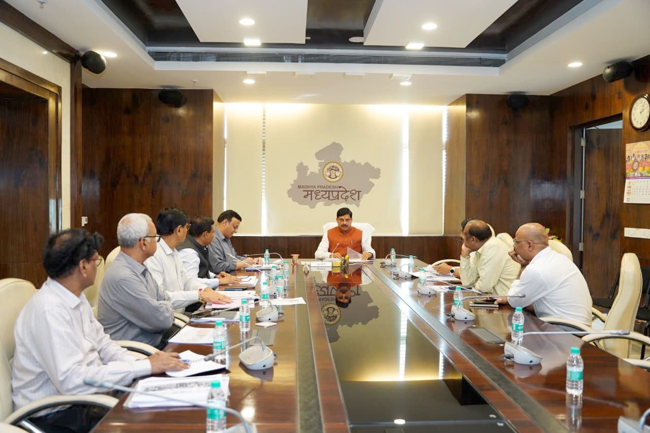 साल 2030 तक 26 हजार गांवों तक डेयरी नेटवर्क का विस्तार करेगी मध्य प्रदेश सरकार, 52 लाख किलोग्राम दूध होगा कलेक्‍ट