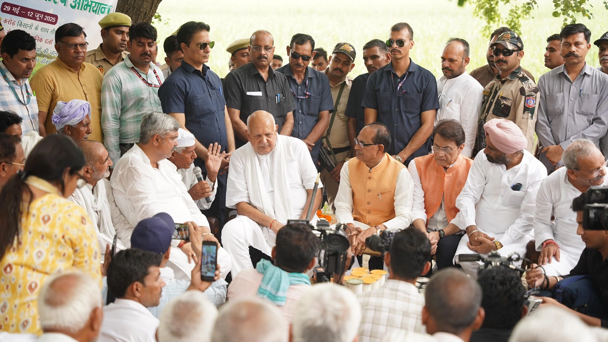 फसलों के लिये नकली दवाई बनाने वालों के खिलाफ सख्त कानून बनायेंगे, यूपी के मेरठ में किसानों से संवाद के बीच बोले चौहान