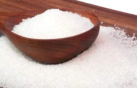 जून में कम बारिश और बढ़ी मांग से महंगी हुई चीनी, एक महीने में 6-7% बढ़े दाम