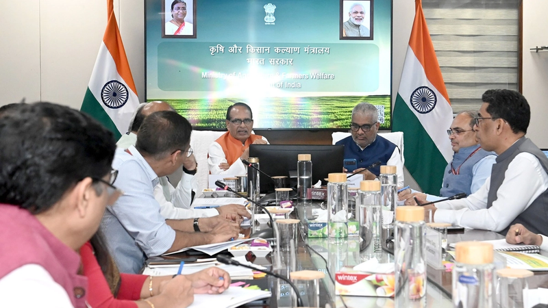 पराली से प्रदूषण नहीं, कमाई का जरिया बनाने पर जोर, केंद्र ने राज्यों को दिए निर्देश
