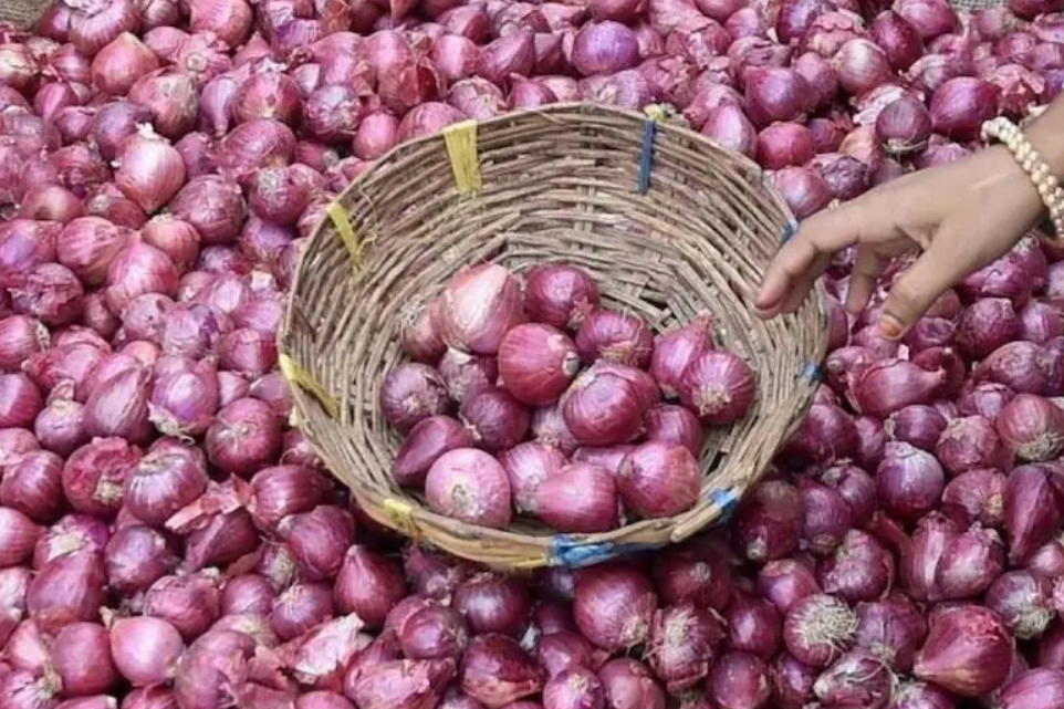 प्याज के बढ़ते दाम पर सरकार का एक्शन, 35 रुपये किलो मिलेगा प्याज