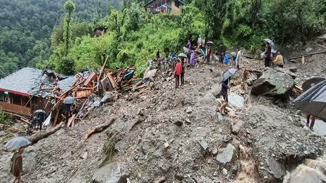 केरल के बाद अब हिमाचल में भारी बारिश से तबाही, उत्तराखण्ड में भी भारी बारिश का अलर्ट