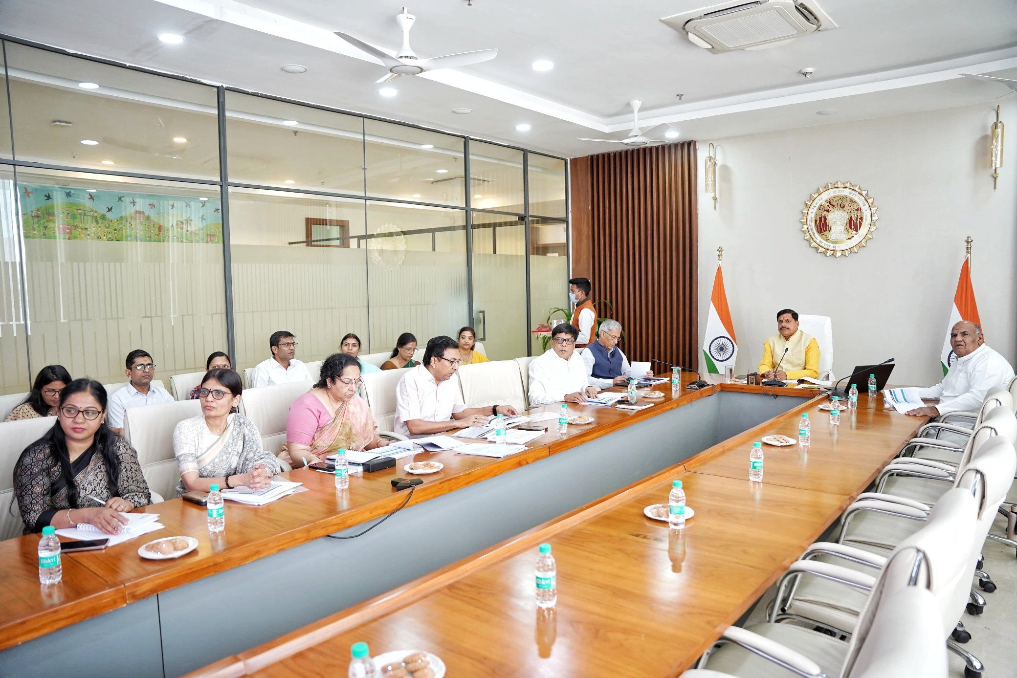 एमपी में किसानों के खिलाफ बड़ा एक्शन, अगर पराली जलायी तो नहीं मिलेगा सरकारी योजनाओं का लाभ