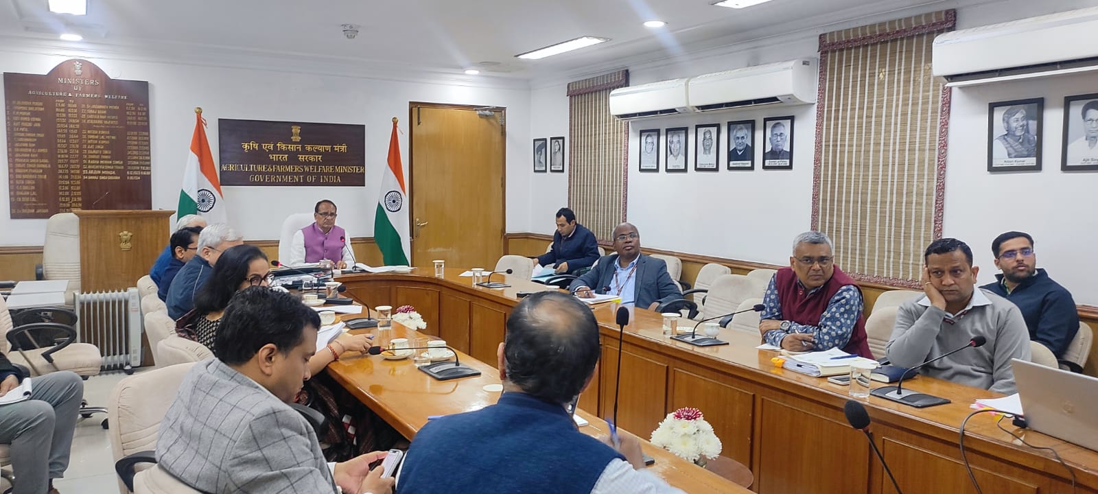 सरकार किसानों को उनकी उपज का उचित मूल्य दिलाने और कृषि आपूर्ति श्रृंखला को अधिक कुशल बनाने के लिए प्रयासरत : चौहान