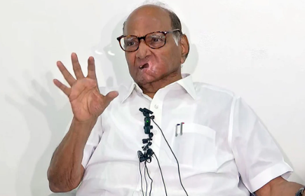 कर्जमाफी से लेकर ₹1 लाख/हेक्टेयर मदद तक, सूखे पर शरद पवार की सरकार से 17 मांगें