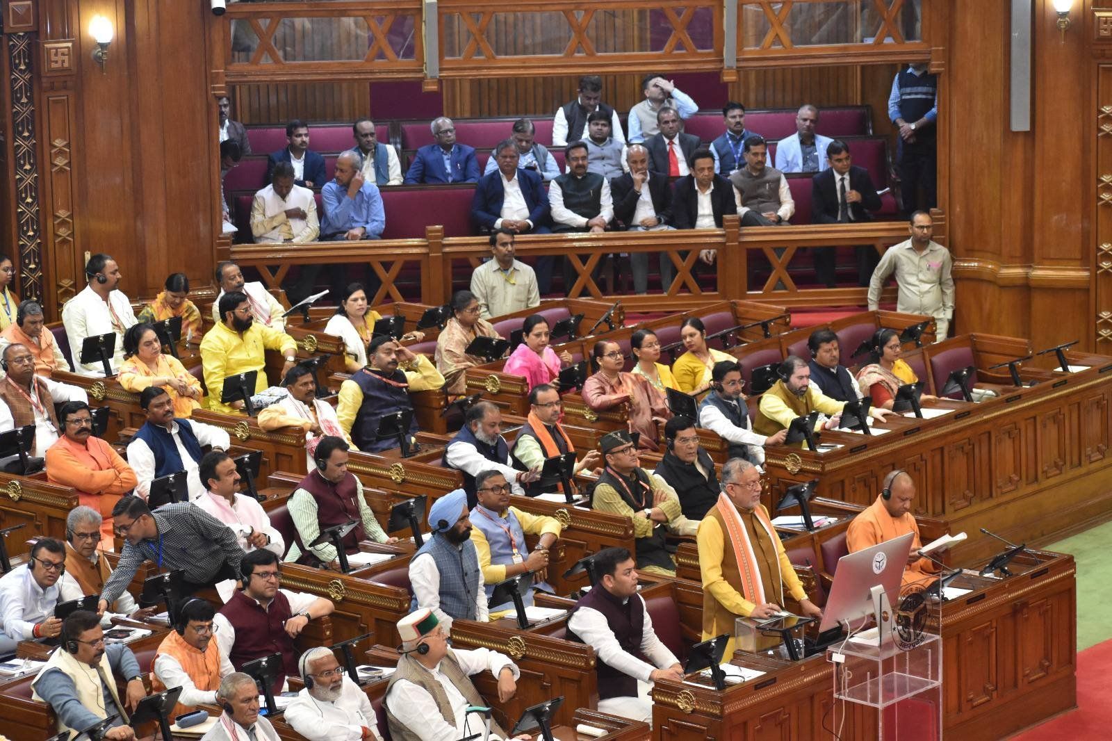 UP बजट 2025: किसानों के लिए की कई अहम घोषणाएं
