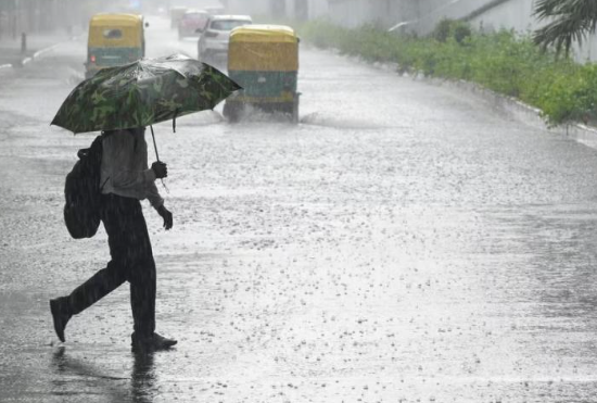 Weather Update: MP-UP समेत कई राज्यों में भारी बारिश का अलर्ट