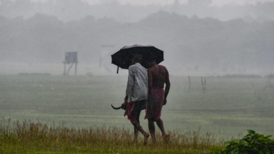 मॉनसून फिर सक्रिय होने से कई राज्यों में भारी से बहुत भारी बारिश की संभावना है।