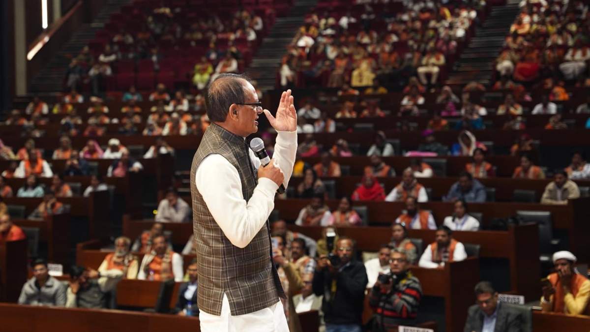 'खेत से सीधे उपभोक्ता तक' के मॉडल पर कार्य किया जा रहा है : केंद्रीय कृषि मंत्री