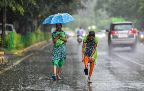 मानसून की वापसी के संकेत के बीच कई राज्यों में भारी बारिश का अलर्ट