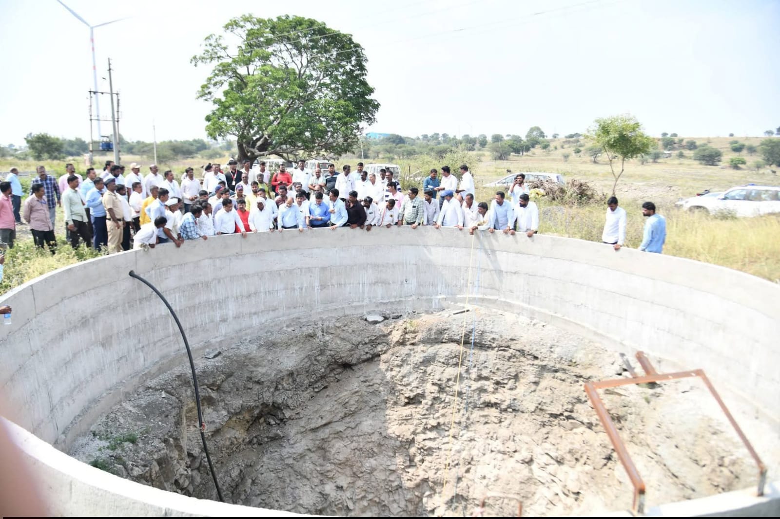 बीड में सूखे से 8.22 लाख किसान प्रभावित, समय पर मुआवजा देने के निर्देश