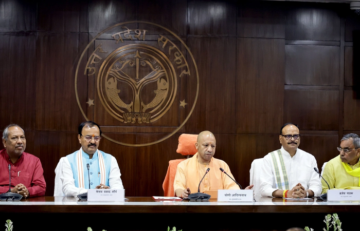 धान खरीद में अपना ही रिकॉर्ड तोड़ेगी योगी सरकार, 4,500 केंद्रों पर होगी खरीद