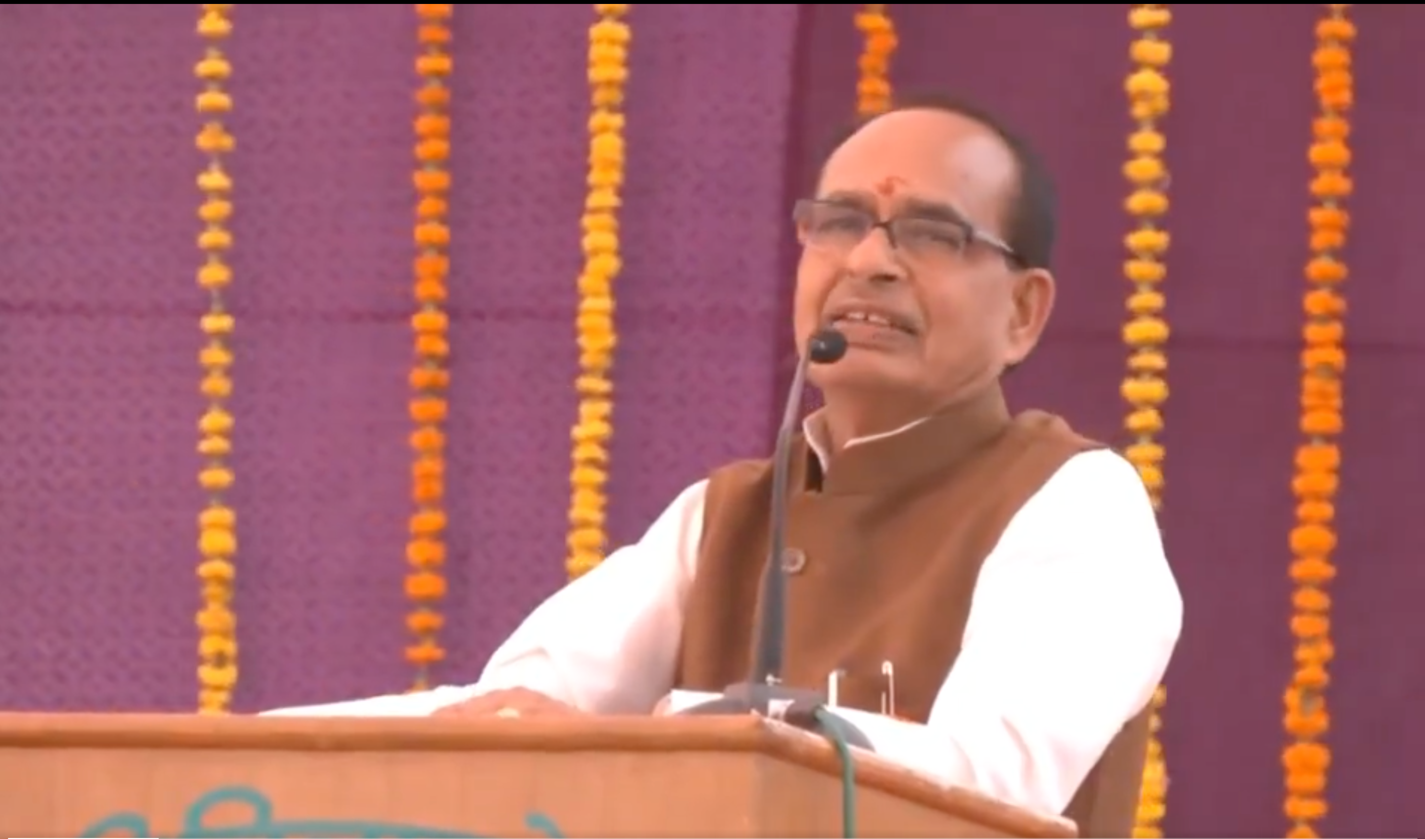 रसायनिक खादों के उपयोग को कम करने के लिए प्राकृतिक खेती को दिया जा रहा बढ़ावा: कृषि मंत्री