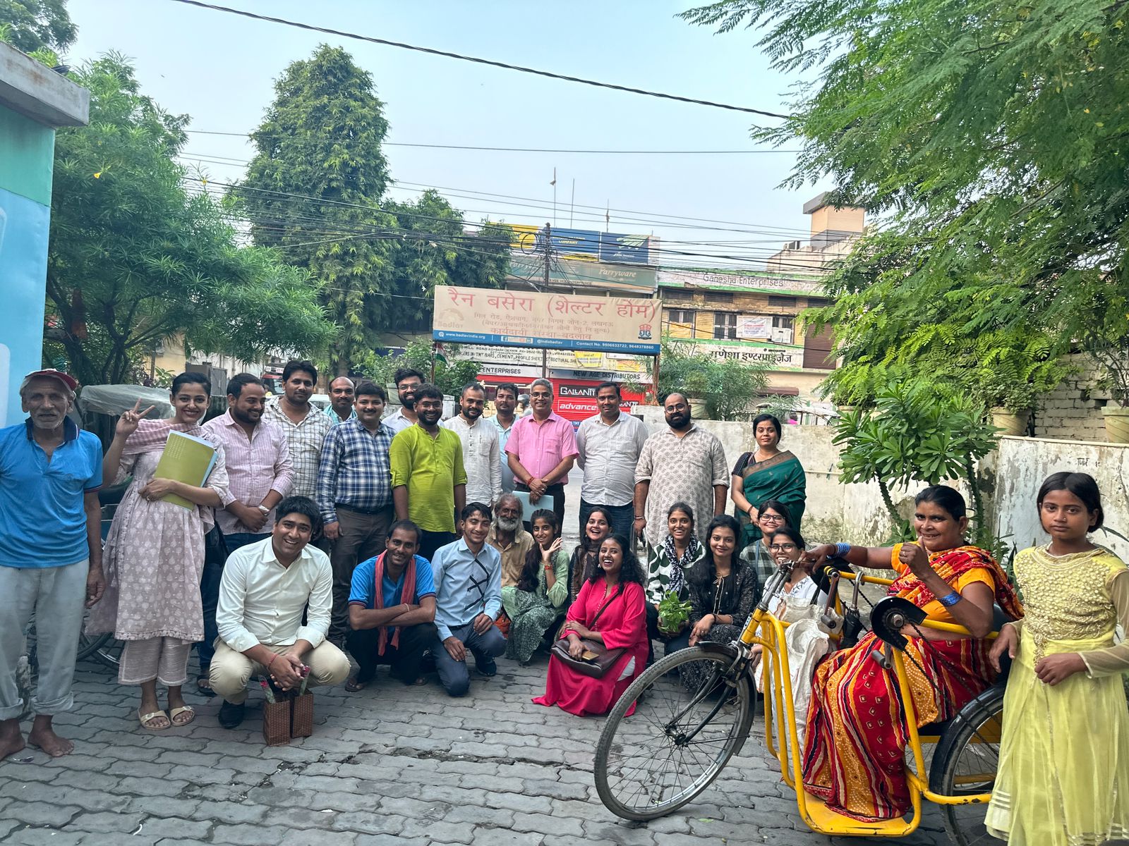 बदलाव संस्था की ‘भिक्षावृत्ति मुक्त अभियान’ के तहत लखनऊ में 485 भिखारी भीख माँगना छोड़कर करने लगे रोज़गार, लेकिन ये हुआ कैसे?