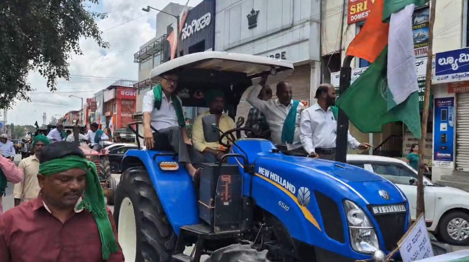 देश भर में MSP पर संयुक्त किसान मोर्चा का प्रदर्शन, कहा- उद्योगपतियों को छोड़ किसानों को राहत दे सरकार