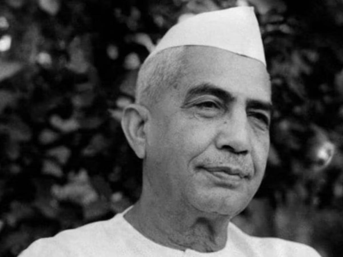 किसान दिवस: जब तक किसानों की स्थिति ठीक नहीं होगी, तब तक देश प्रगति नहीं करेगा