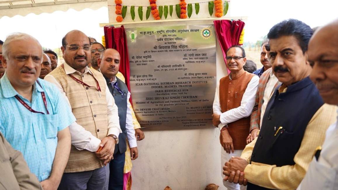कपास पर कोयंबटूर, गन्ने पर मेरठ, दलहन पर कानपुर में संवाद किया जाएगा, इंदौर में पत्रकार वार्ता में बोले कृषि मंत्री चौहान
