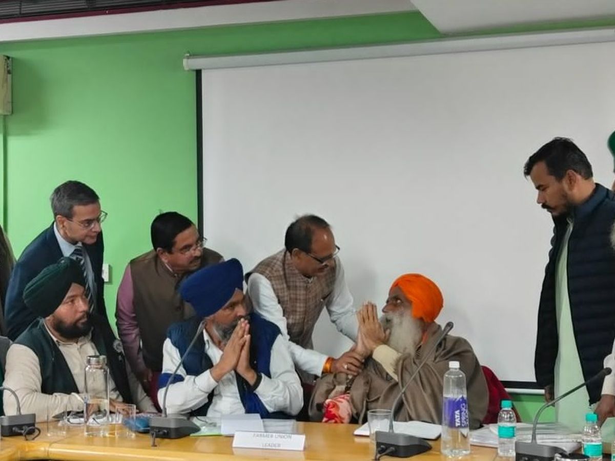 केंद्रीय कृषि मंत्री शिवराज सिंह ने किसान नेता जगजीत सिंह डल्लेवाल से अनशन खत्म करने की अपील की
