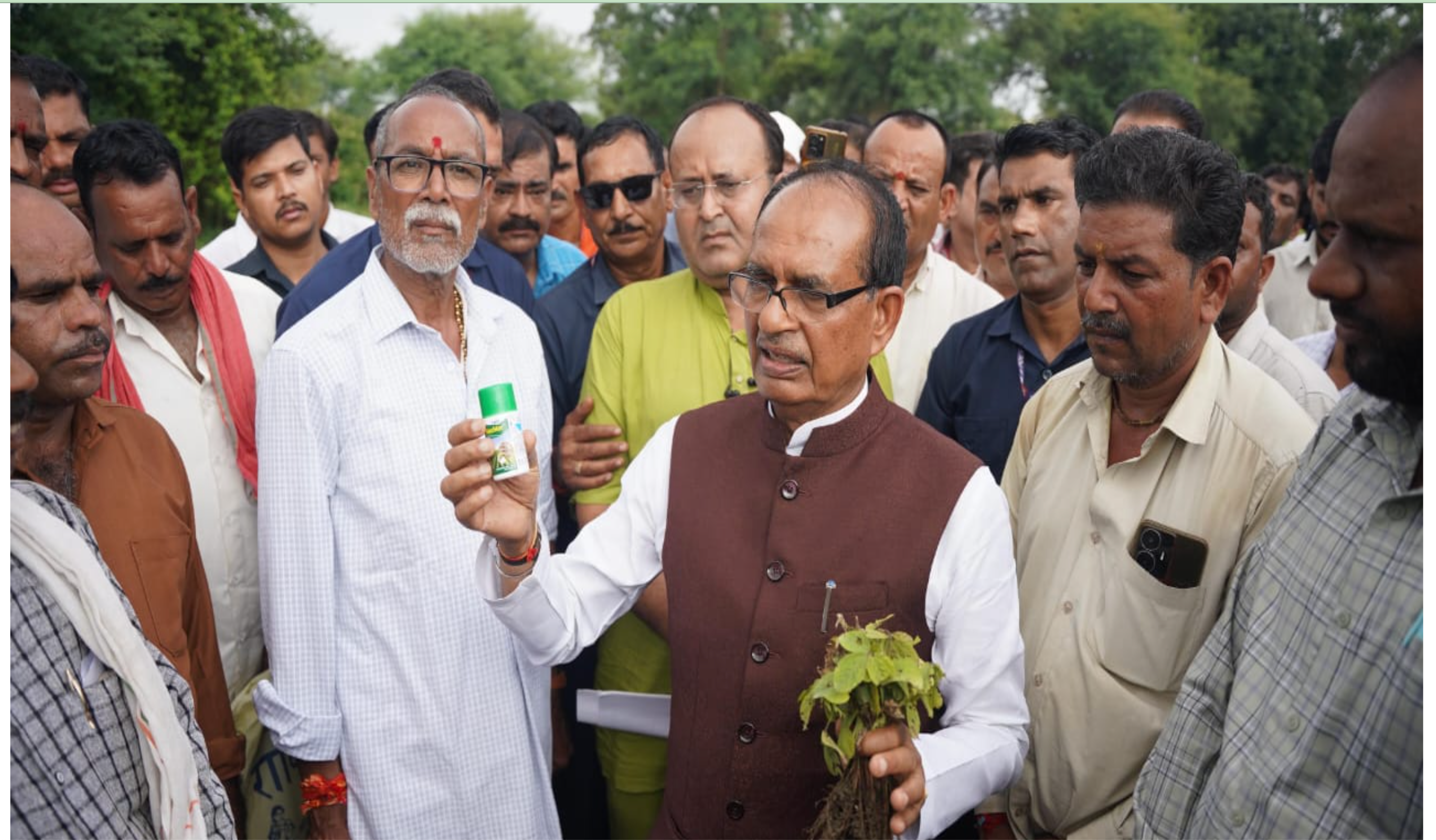 नकली खाद-बीज बनाने वाली कंपनियों के खिलाफ पूरे देश में चलेगा व्यापक अभियान: कृषि मंत्री चौहान