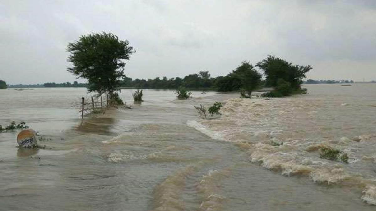 उत्तर प्रदेश में बाढ़ प्रभावित किसानों के लिए जारी हुए 150 करोड़ रुपए, तहसील से पता करें आपको मिलेगा या नहीं