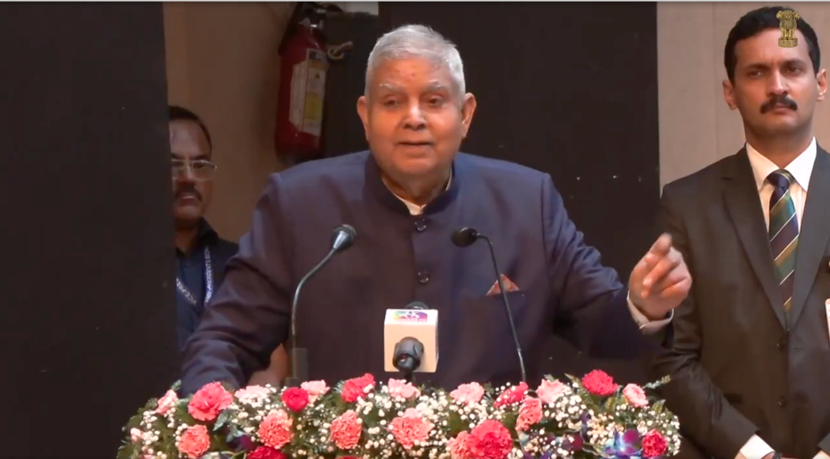 किसानों को खाद, बीज व अन्य कृषि लागतों पर अप्रत्यक्ष सब्सिडी देने के बजाय सीधे आर्थिक सहायता मिलनी चाहिए: उपराष्ट्रपति