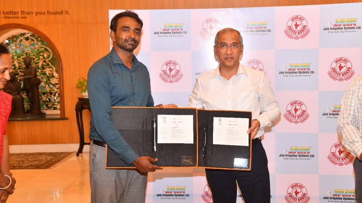 कॉफी बोर्ड और जैन इरिगेशन के बीच MOU, टिशू कल्चर पौधों से बढ़ेगा कॉफी उत्पादन