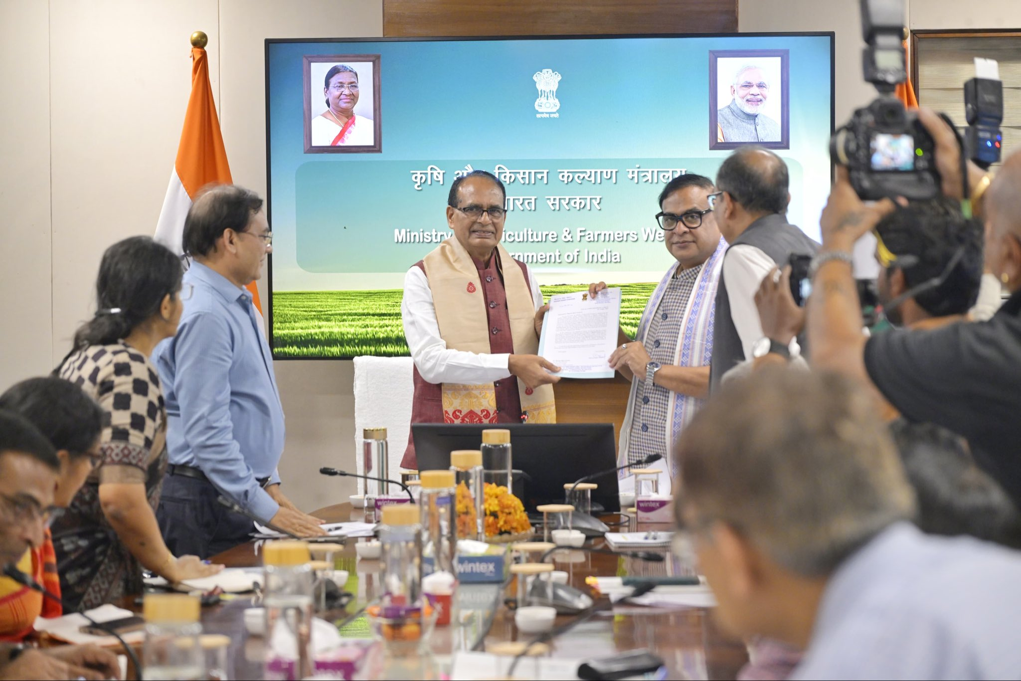 बाढ़ के बाद असम के किसानों को राहत, खेती दोबारा शुरू कराने के लिए केंद्र की तैयारी