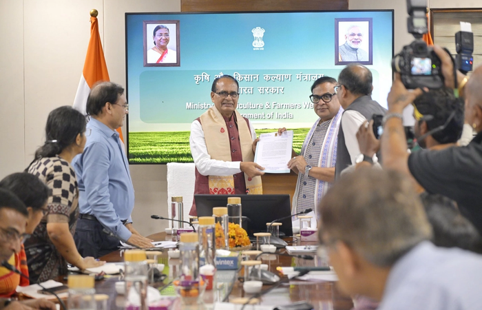 बाढ़ के बाद असम के किसानों को राहत, खेती दोबारा शुरू कराने के लिए केंद्र की तैयारी