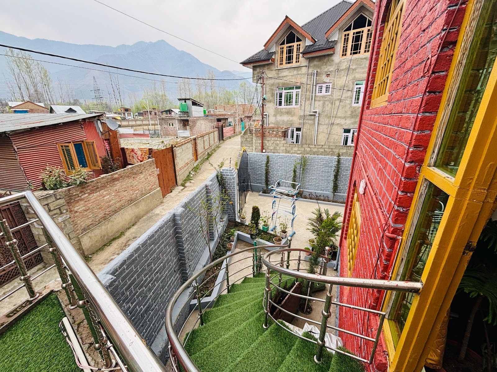 Garden house with 8 bedrooms in 93