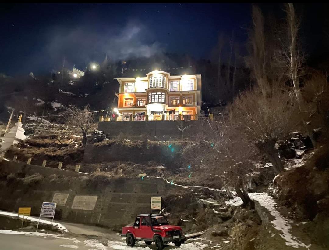 Mountain View Homestay w/ Home-Cooked Meals - HP in Govt Primary Center School 1