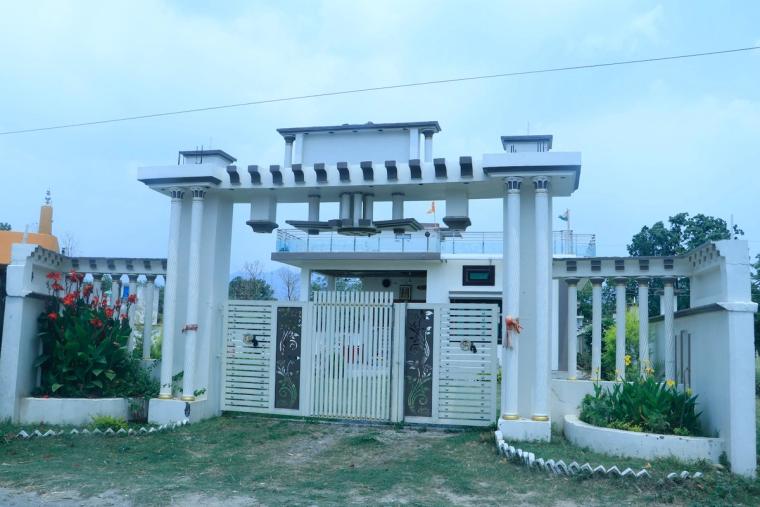 Clean Homestay w/ Home Meals & Lawn, Uttarakhand