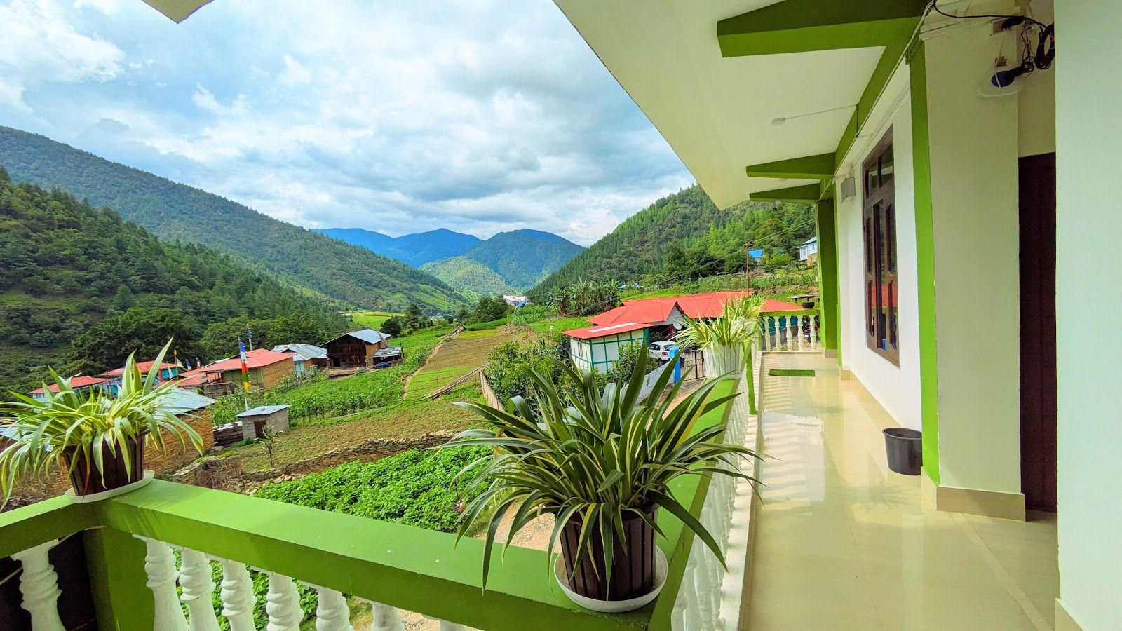 Mountain View Home w/Balcony & Bonfire AP in Dirang, Arunachal Pradesh 1