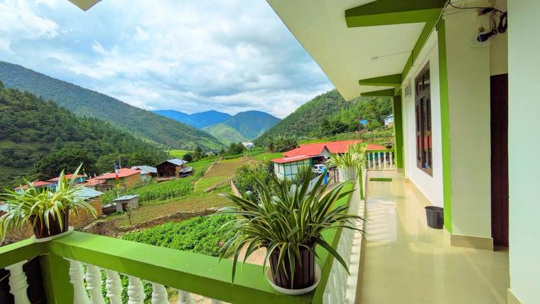 7 Bedroom House with Valley View in Sangti, Dirang
