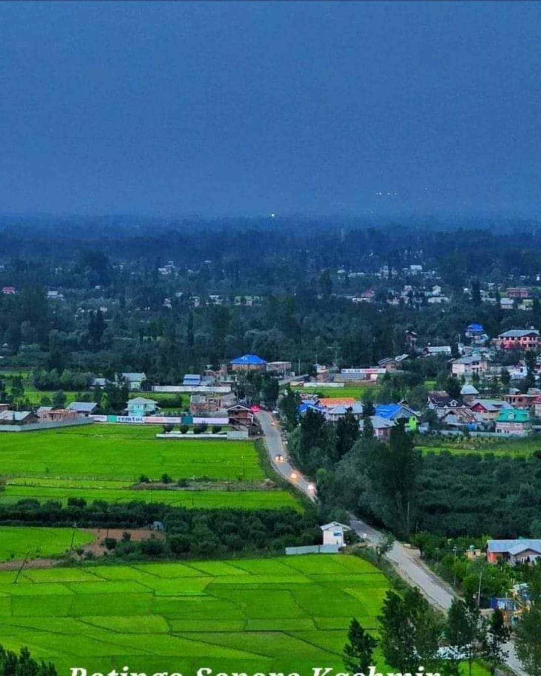 Hilltop Homestay w/ Wular Lake Views, Kashmir