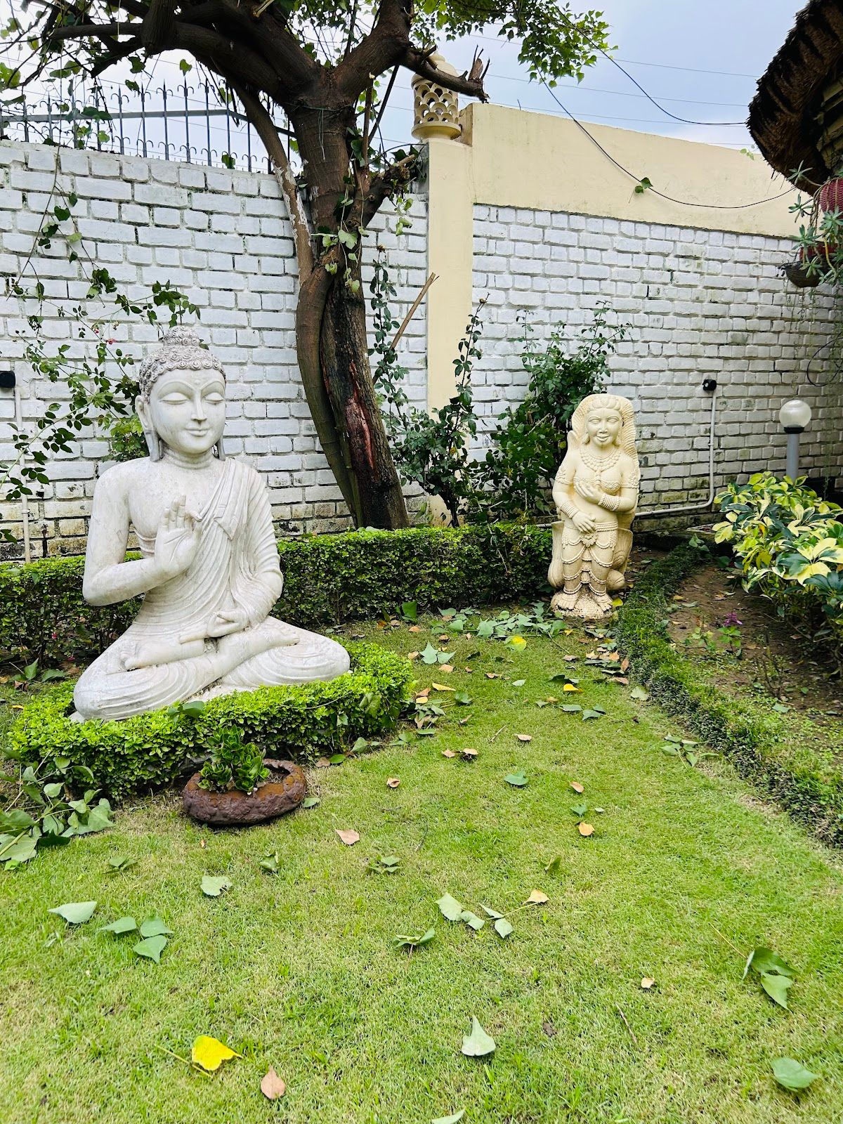 Mitti K Ghar Homestay w/ Jacuzzi, Uttarakhand
