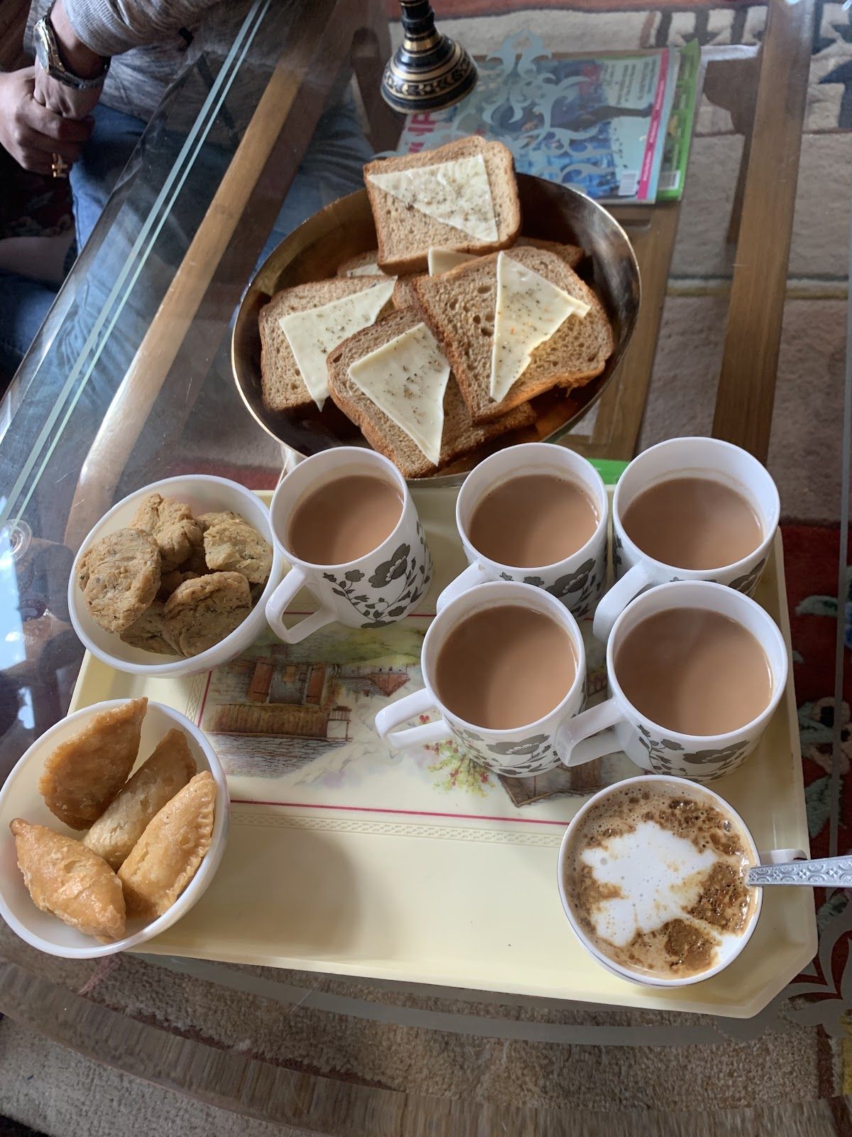 Mountain View Homestay w/ Apple Orchards HP in Jubbal, HP 8