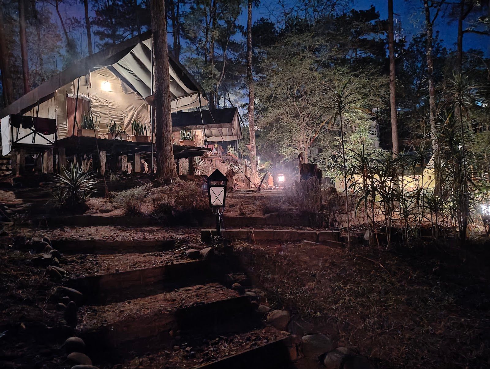Lakeview Cottages & Glamping Retreat