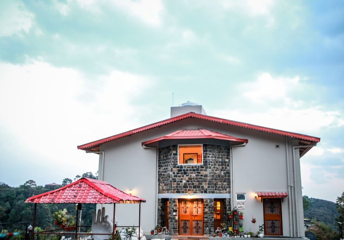 Mountain Cottage w/ Valley Views & Bonfires, UK in Mussoorie, Uttarakhand 1