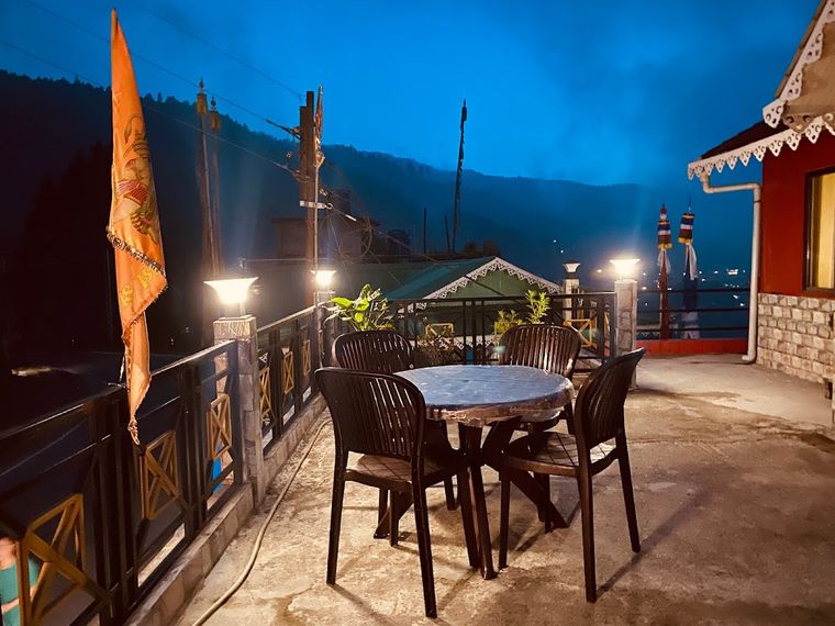 Private Room w/ sunset view in a Zero Waste Farm