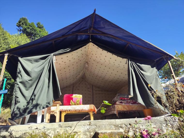 Pahadi Homestay w/ Sunset Views & Home Meals, UTK