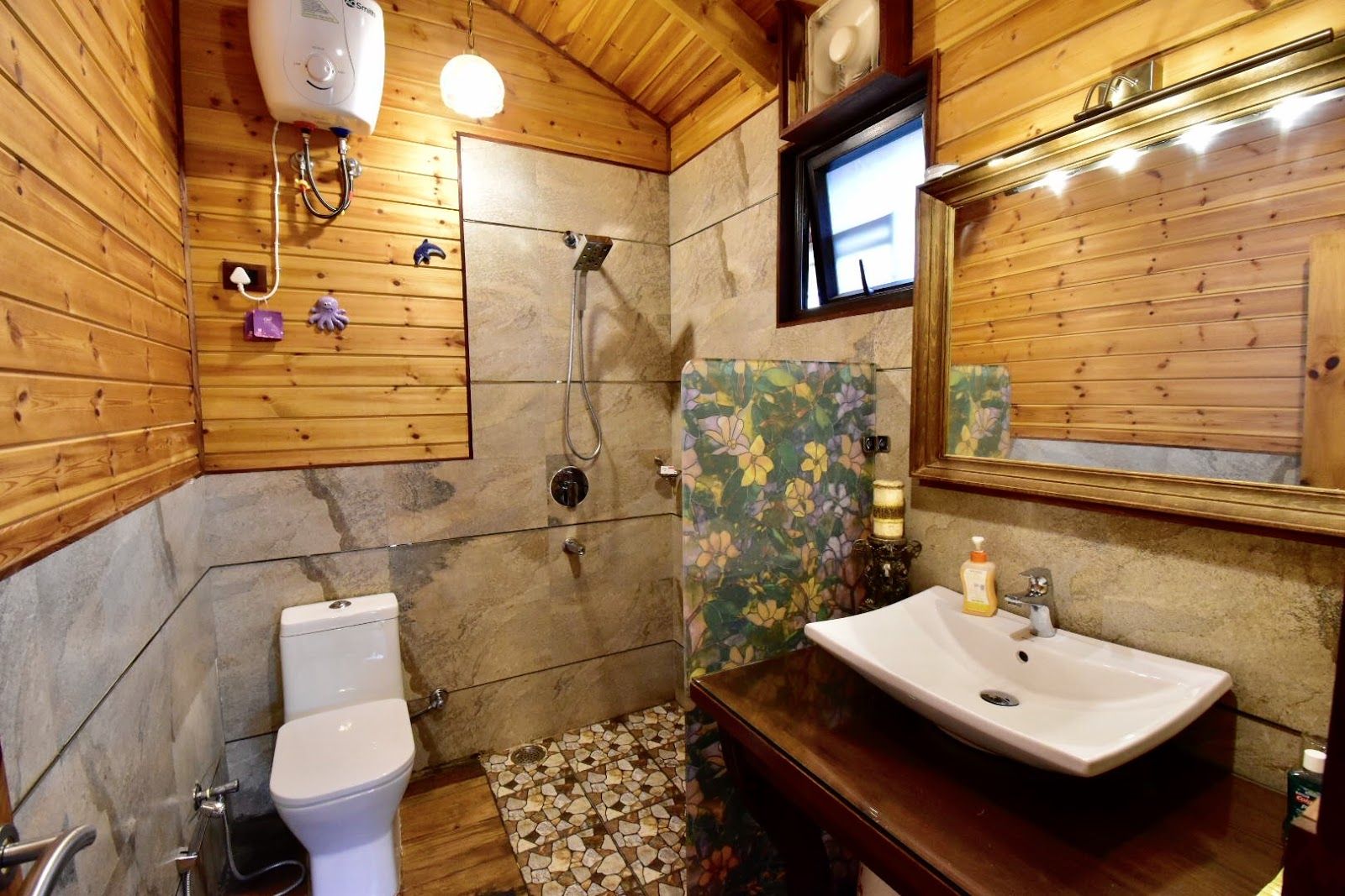 Himalayan View BnB w/ Delicious Food, Uttrakhand - Ramgarh, Uttarakhand photo 4