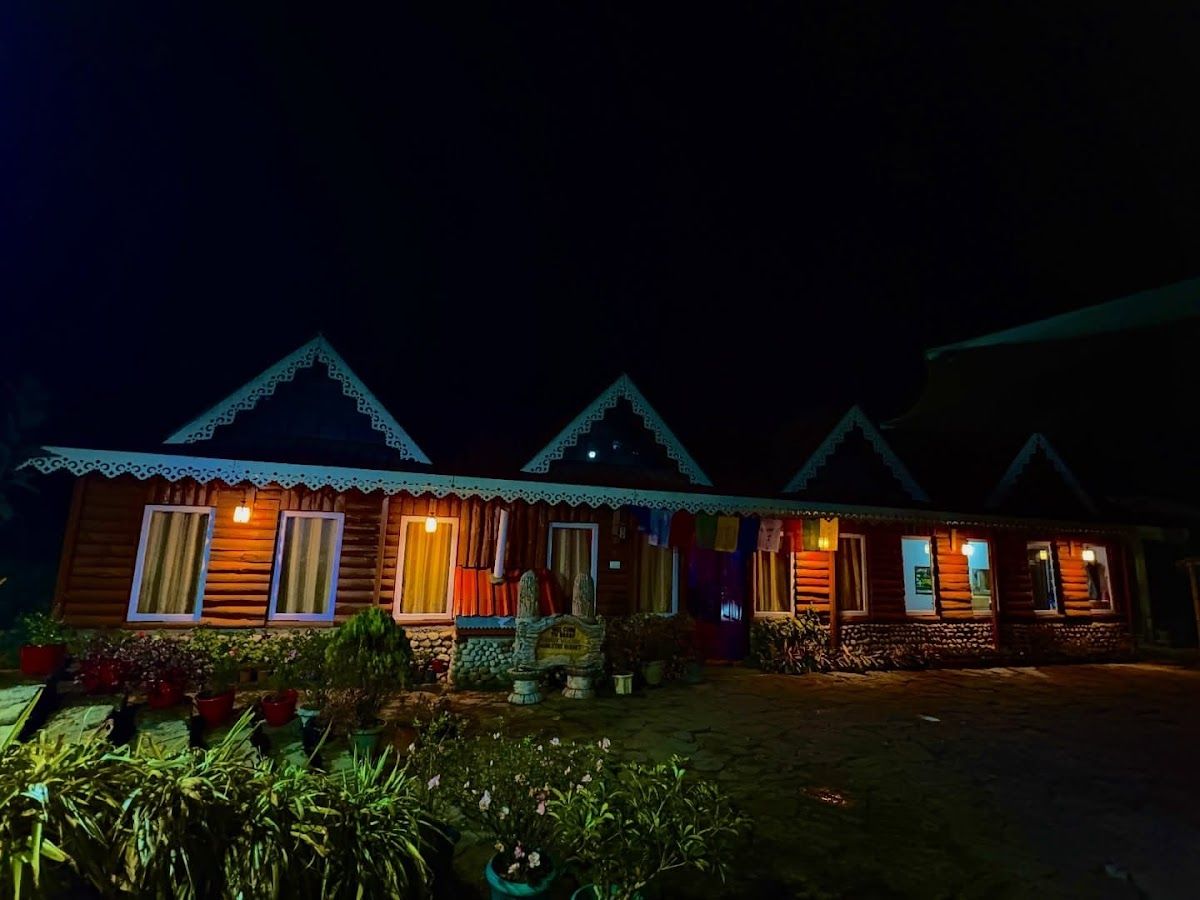 Mountain View Lodge w/ Organic Food - Sikkim