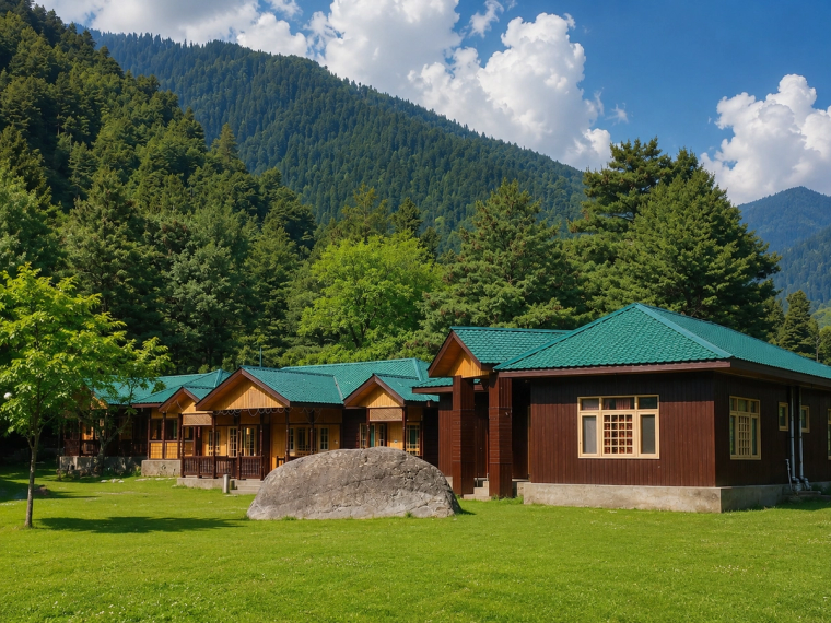 Untouched Forest Homestay w/ Wazwan Food, J&K